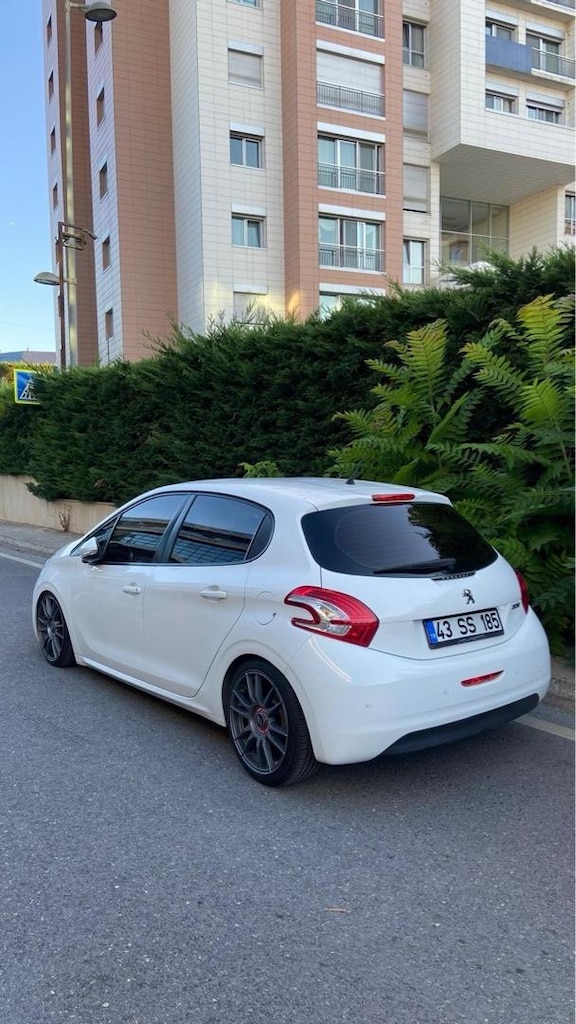 PEUGEOT 208 1.4 HDI ACTIVE PAKET - 3