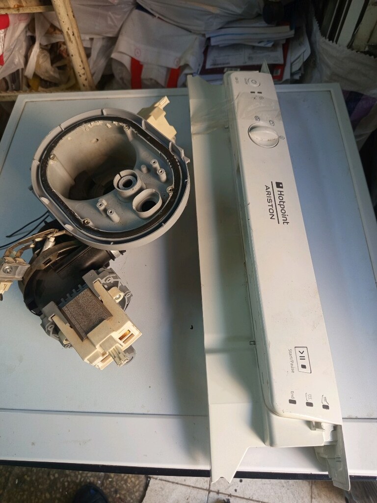 Ariston Hotpoint bulaşık makinesi anakart ve motor