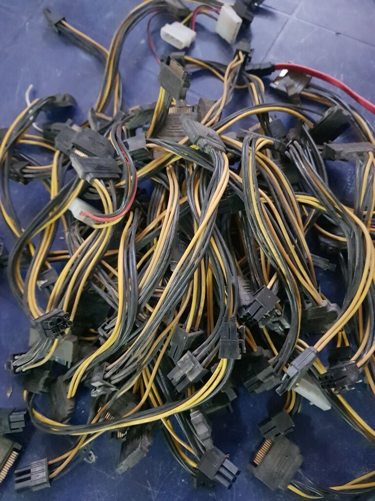 6 Pin to SATA Ekran Kartı Power Anakart Güç Kablosu - 2