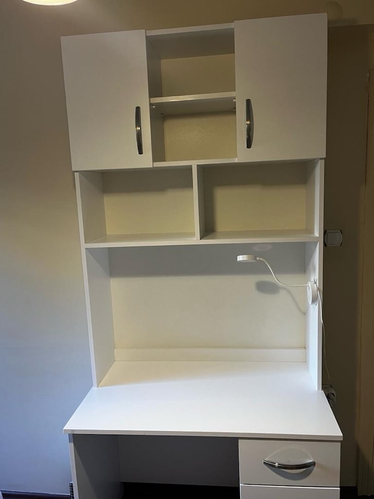 Marangoz yapımı MDF çalışma masası - 3