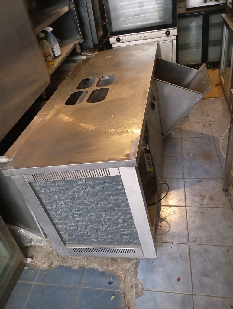 200x70 paslanmaz tezgah ara raflı ekmeklikli - 2