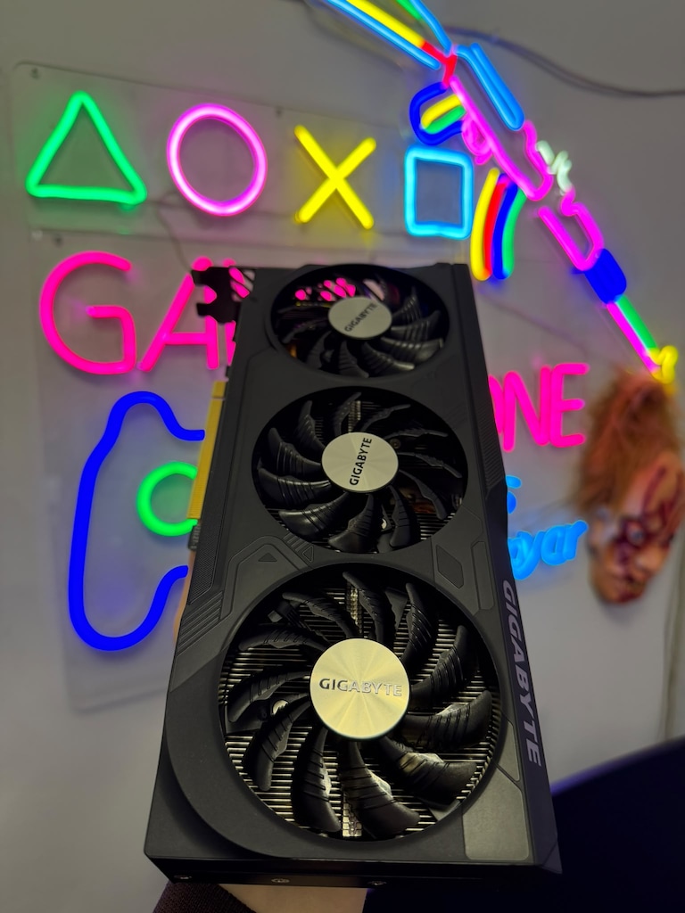 GIGABYTE RTX 4070 SUPER Windforce OC 12GB GDDR6X - Garantili - letgo ...