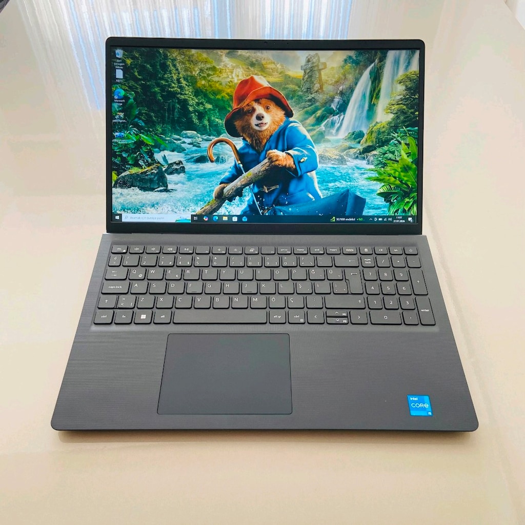 Dell vostro 3520 i5 1135G7 3.50Ghz SSD 256GB RAM 8GB DDR4 - 3