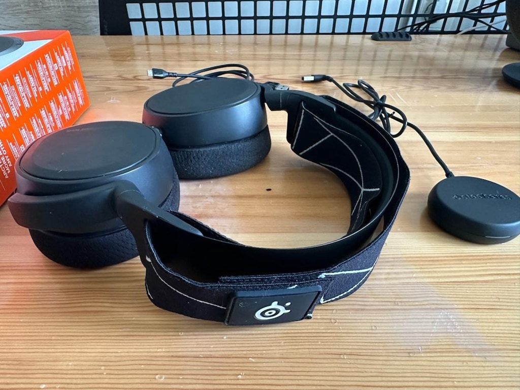 SteelSeries Arctis 9 Wireless – Kablosuz Gaming Kulaklık – Çok Temiz - 4