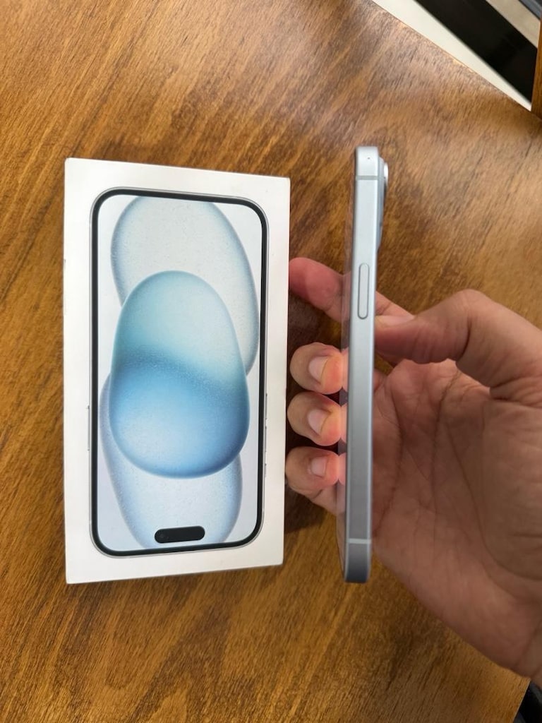 İPHONE 15 MAVİ 128 GB 10 AY APPLE TÜRKİYE GARANTİLİ PİL 86 TERTEMİZ - 7