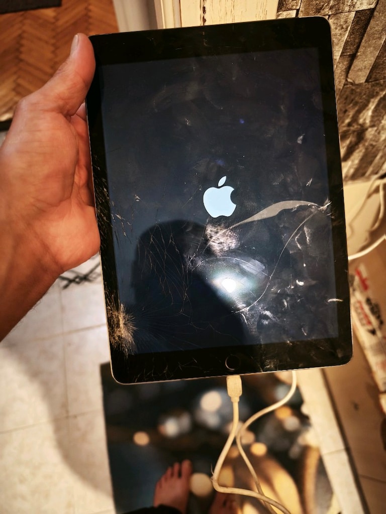 İpad Air 2 arizali - 3