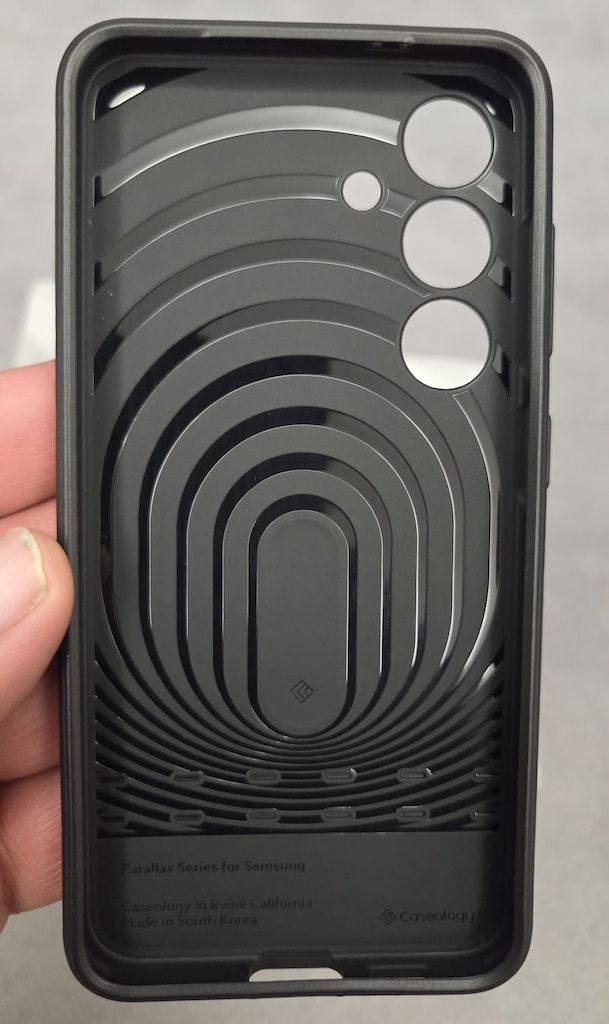Spigen Caseology Parallax Galaxy S24 Kılıf (Matte Black) - 5