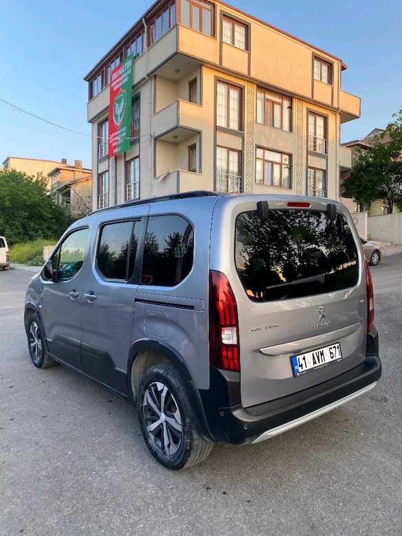 Sahibinden Temiz Peugeot Rifter - 8