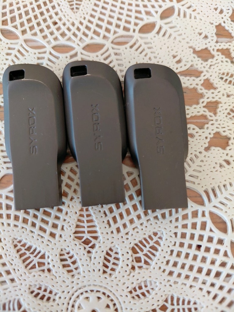 Syrox 8 GB USB Bellek Bold