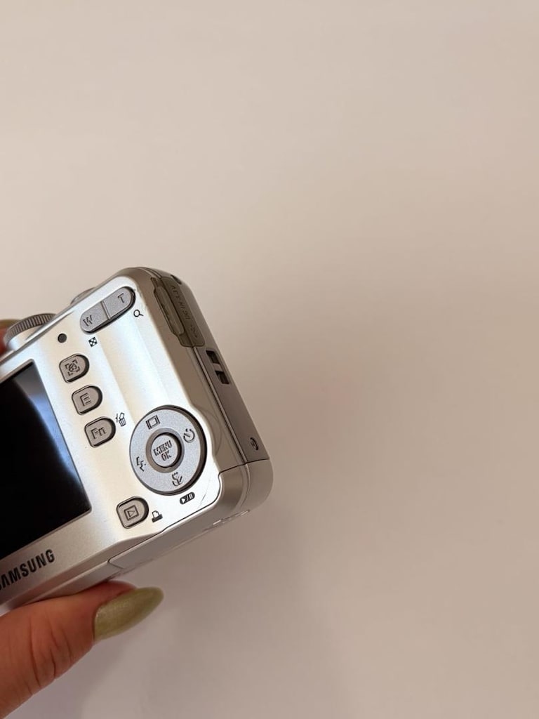 Samsung S760 Dijital Fotoğraf Makinesi - 8