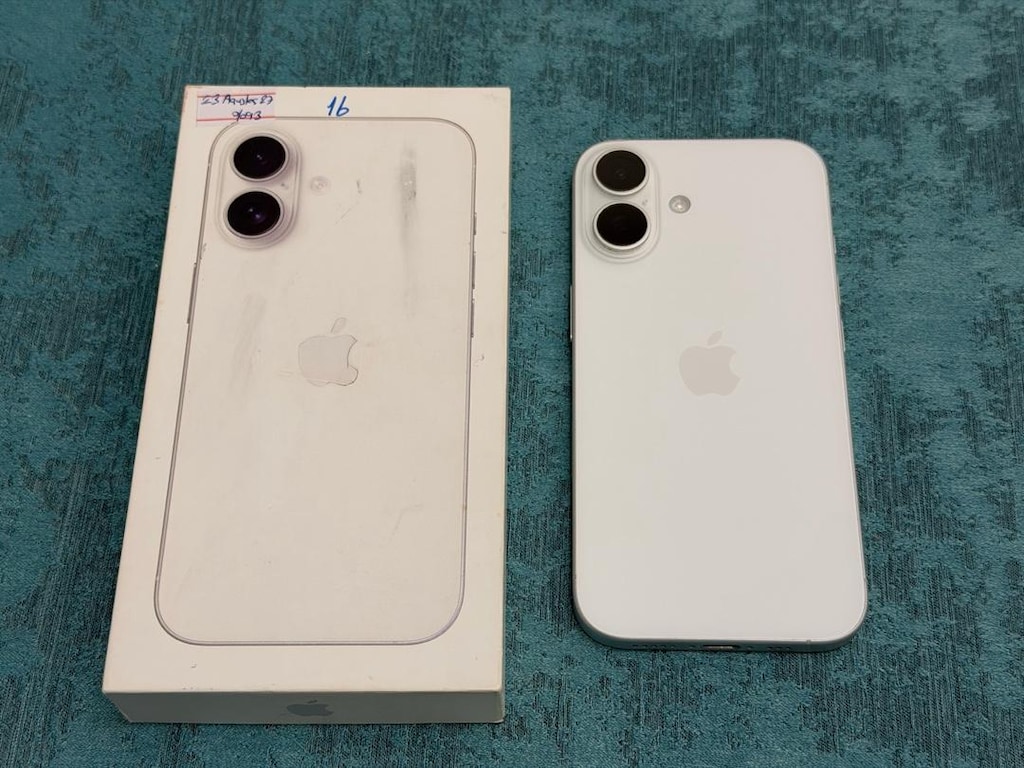 iPhone 16 128GB 13 ay Apple TR garantili çiziksiz pil93 - 2