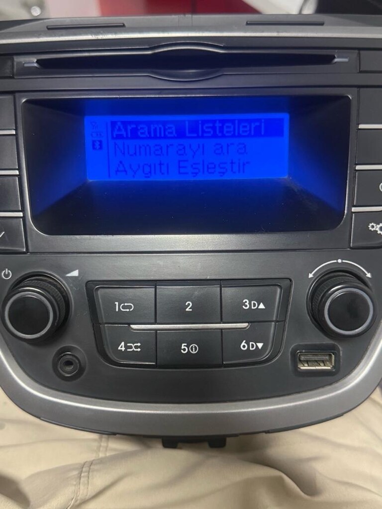 Hyundai Elentra Teyp Orjinal Bt Usb Aux Cd Hepsi Mevcut Temiz Çalışır - 6