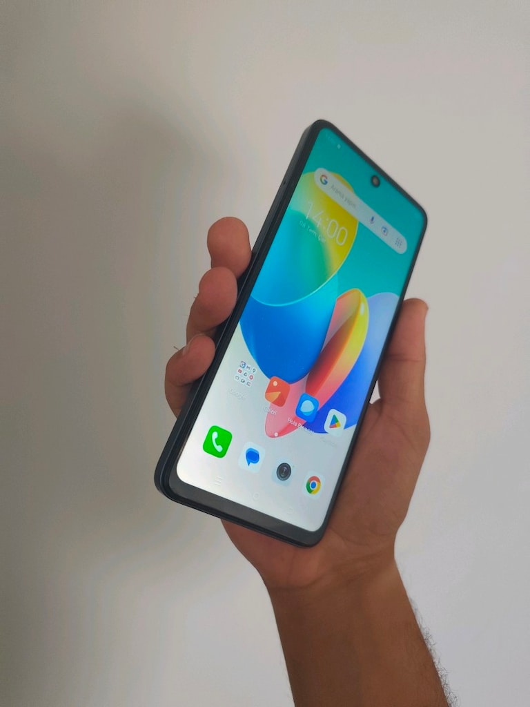 TECNO SPARK GO 2024 128 GB TR CİHAZI - 2