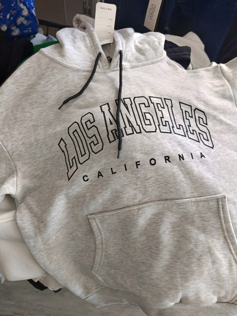 kapşonlu sweatshirt ler Sadece 150 ₺ - 2