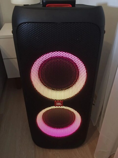 Orijinal JBL PartyBox 310, neredeyse hiç kullanılmamış.