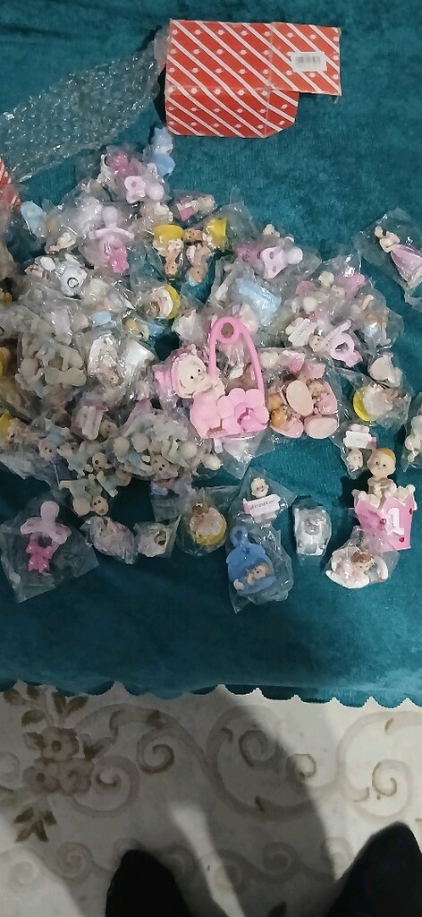100 adet çeşitli hediyelik fgüranlar - 6