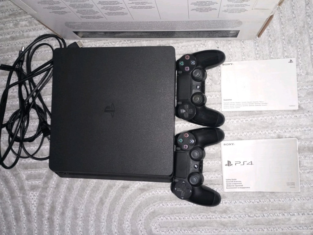 Temiz PlayStation 4 slim 500 gb - 2