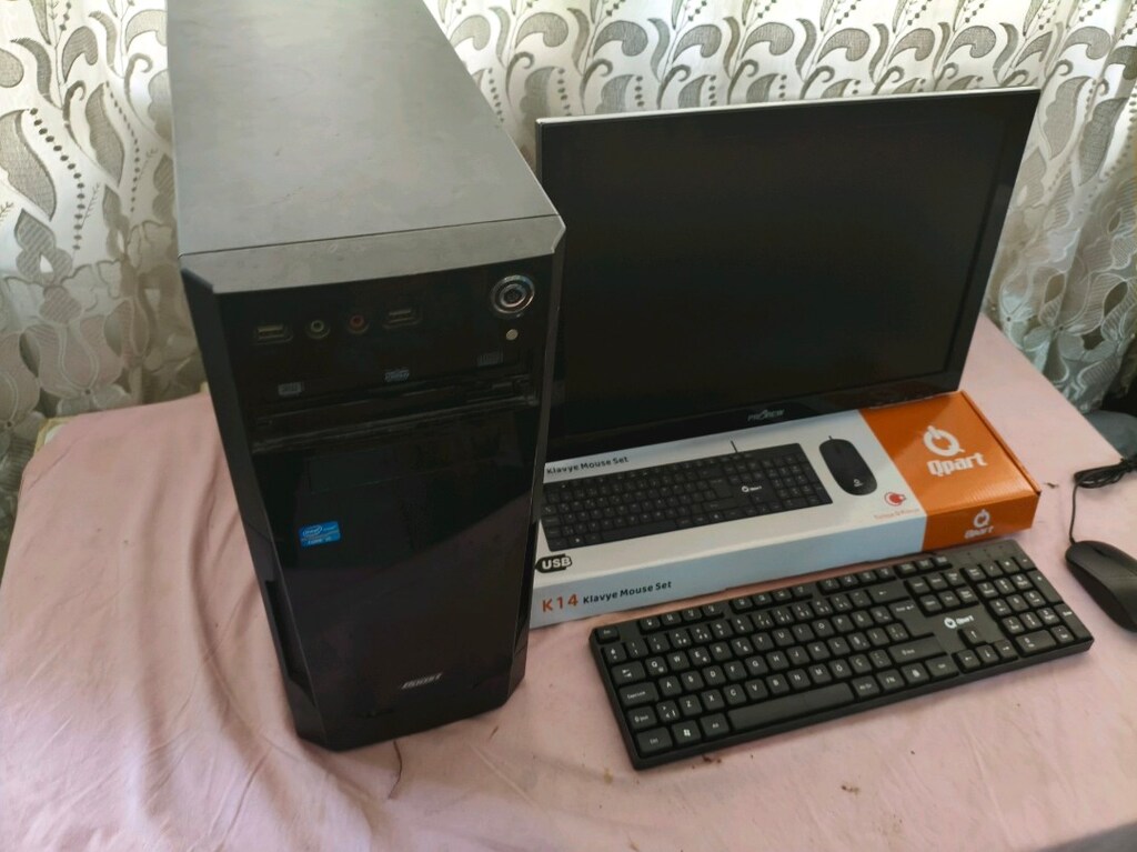 İ5 3570 3.80 GHz 8 GB ram 4 GB harici ekran kartı 4+4 çekirdekli i - 2