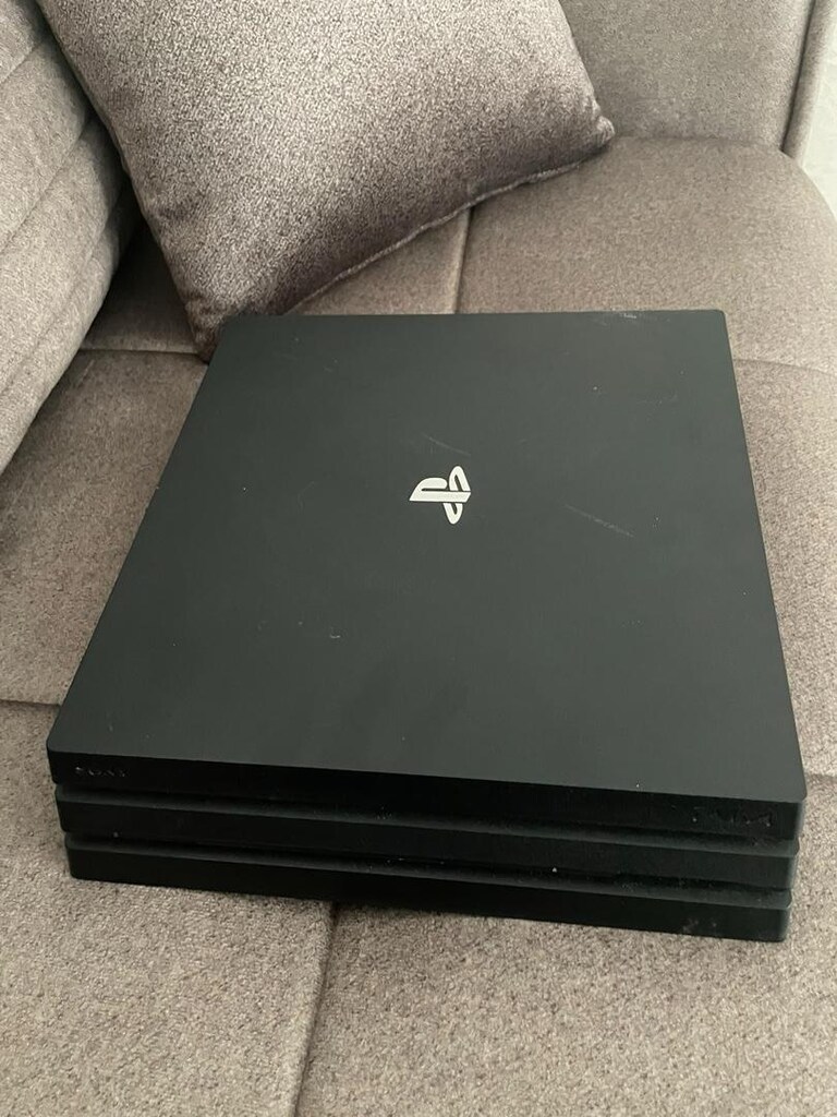 PS4 Pro 1 TB 2 Kol - 2