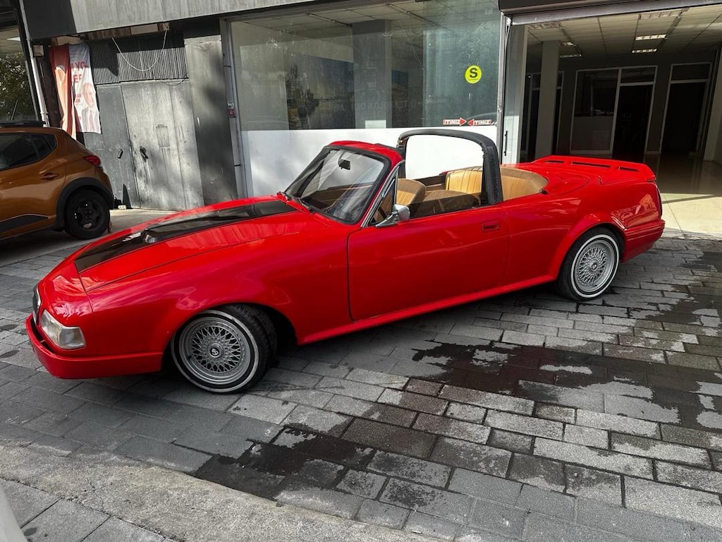 Kırmızı Cabriolet Araba - 9