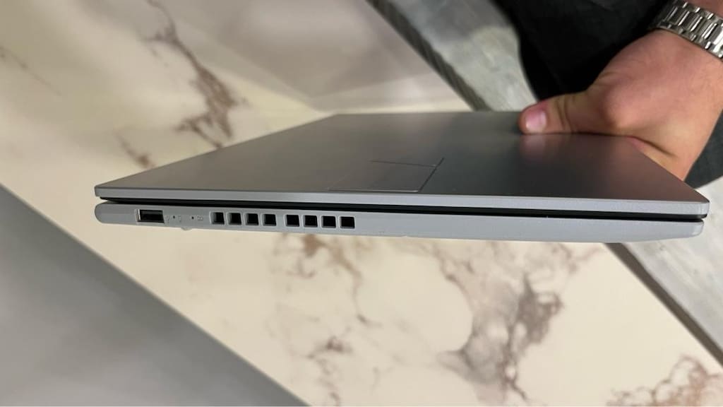 ASUS VİVOBOOK 15 - 5