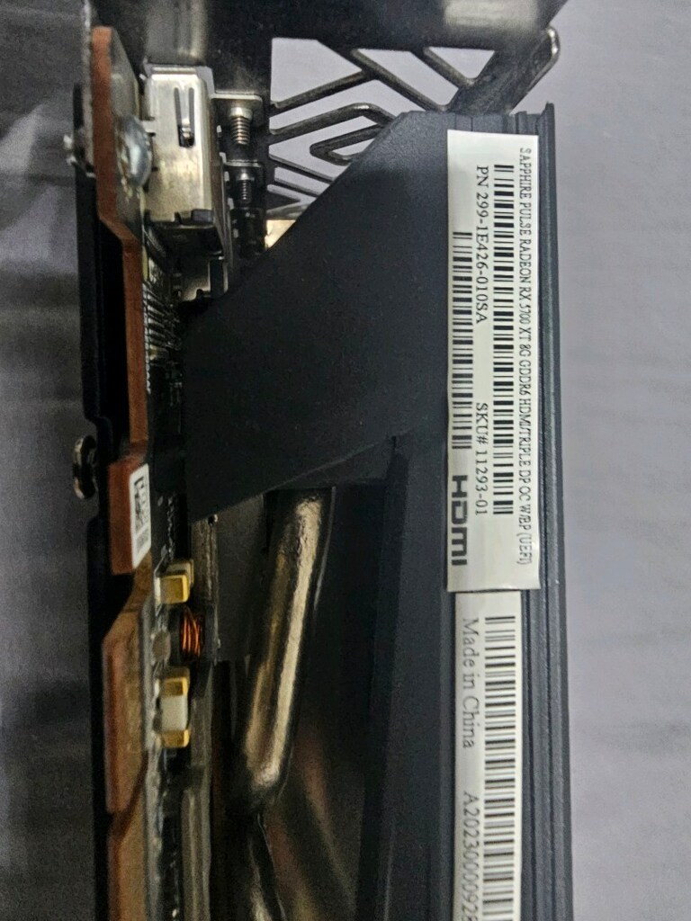 SAPPHIRE PULSE RX 5700 XT 8GB GDDR6 - 4