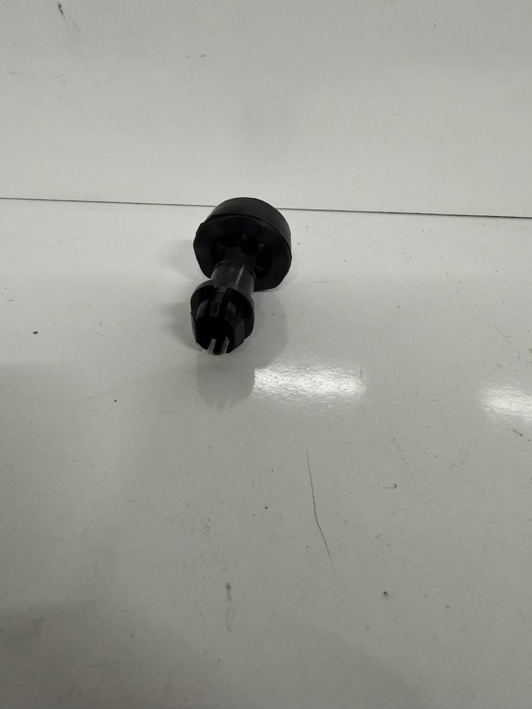 Ford fiesta courier focus motor kaput takozu sıfır bsg 8V4116C618BE - 2