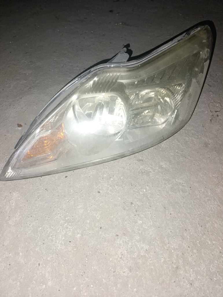 ford fiesta 2006 far takımı orjinal çıkma - 4