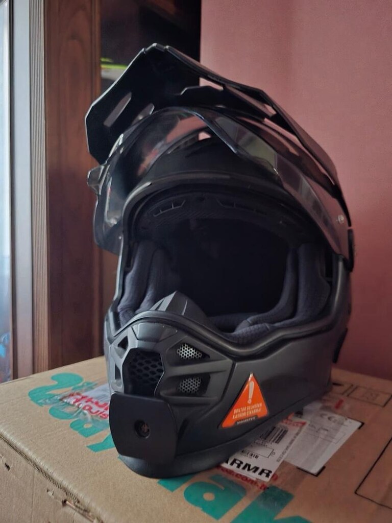 Scorpion Siyah Erkek Kask - 8