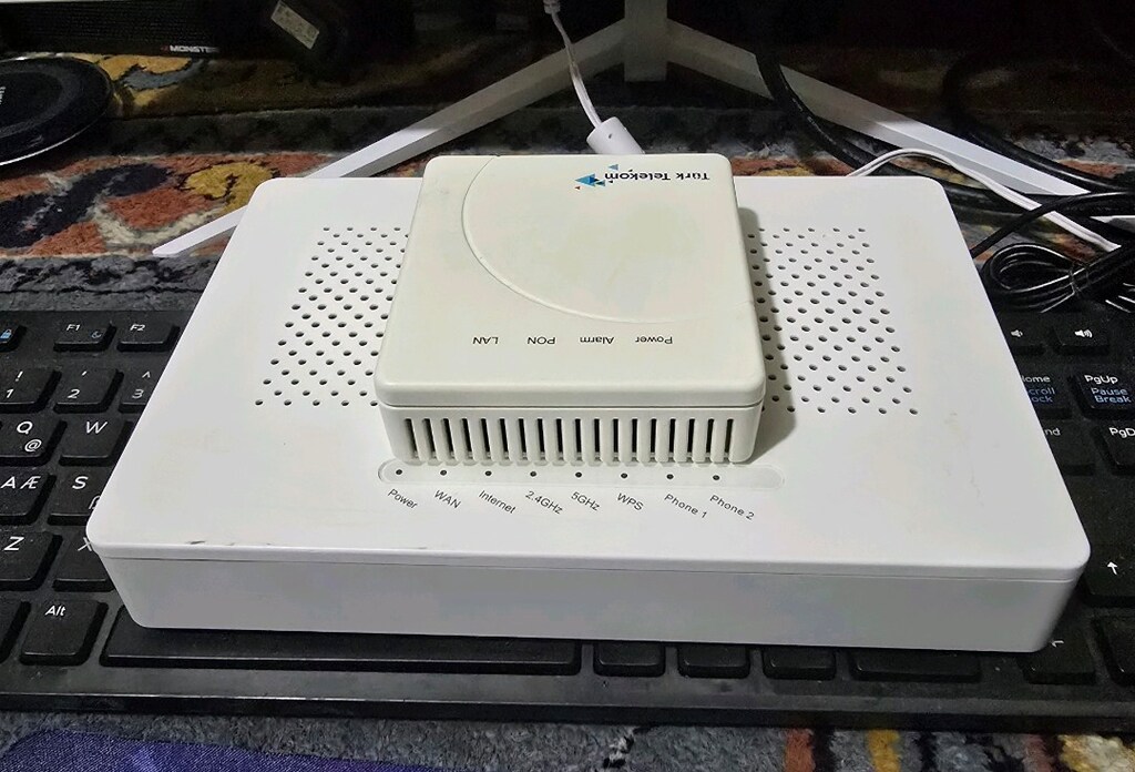 ZYXEL FİBER MODEM - 3
