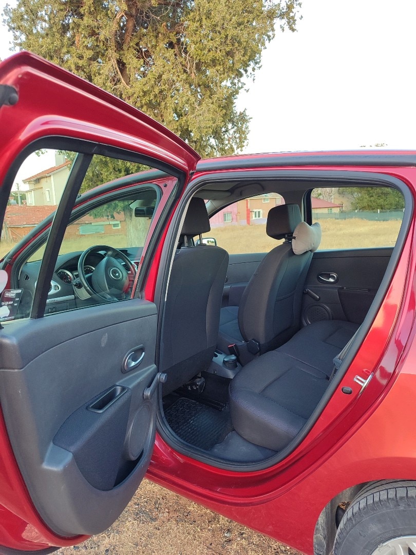 Bayandan Temiz Clio - 11