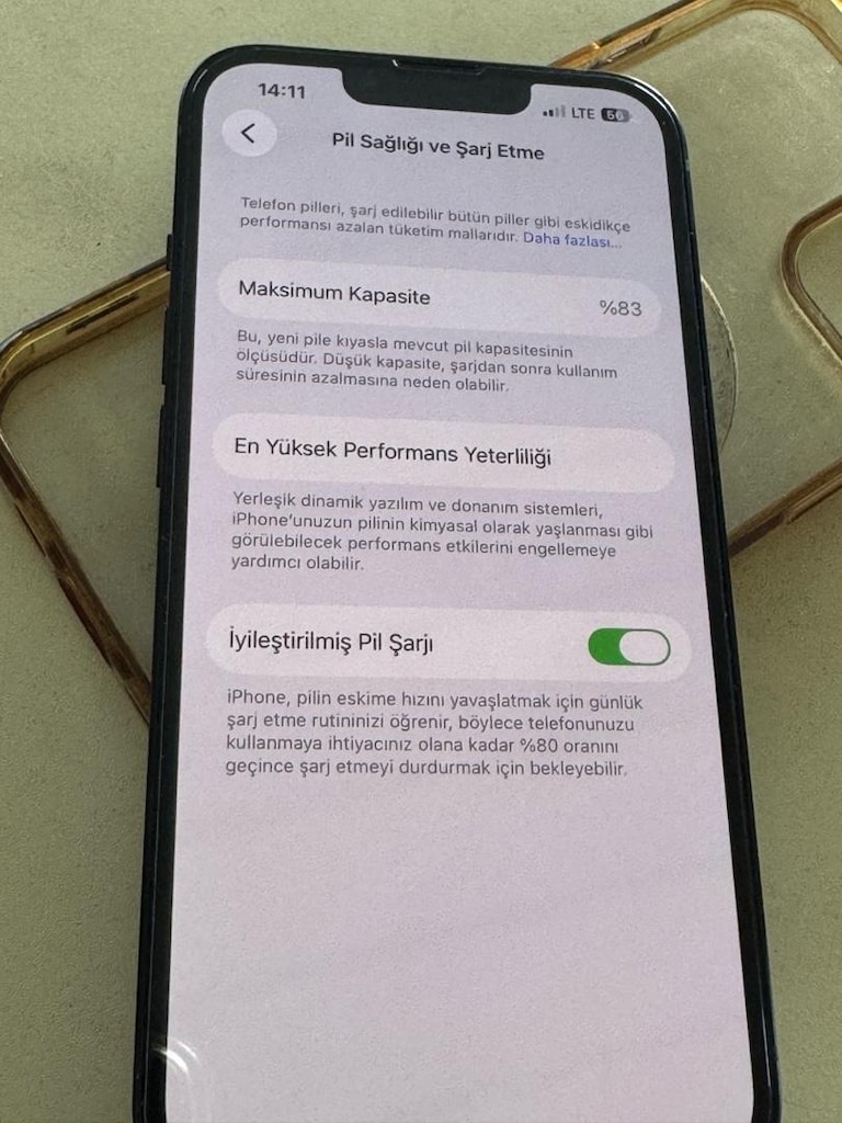 Sahibinden temiz iPhone 13 - 4