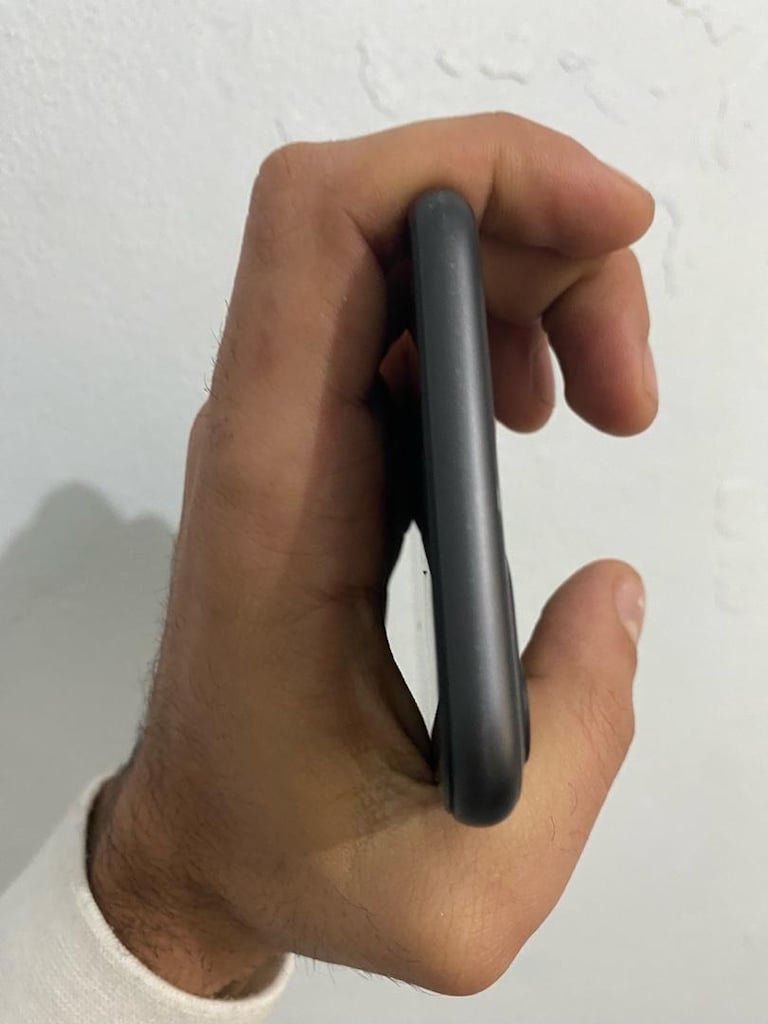 iPhone 11 YURTICI 128 GB PIL 78 - 4