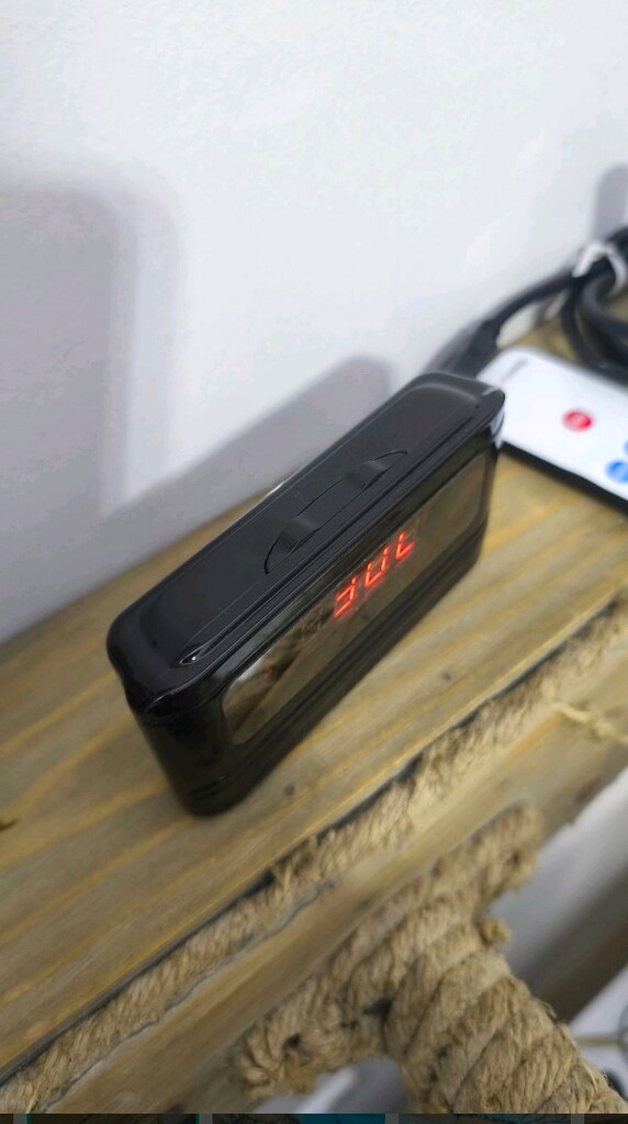 Mini gizli kamera Masa saati Termometre bakıcı kamerası - 5