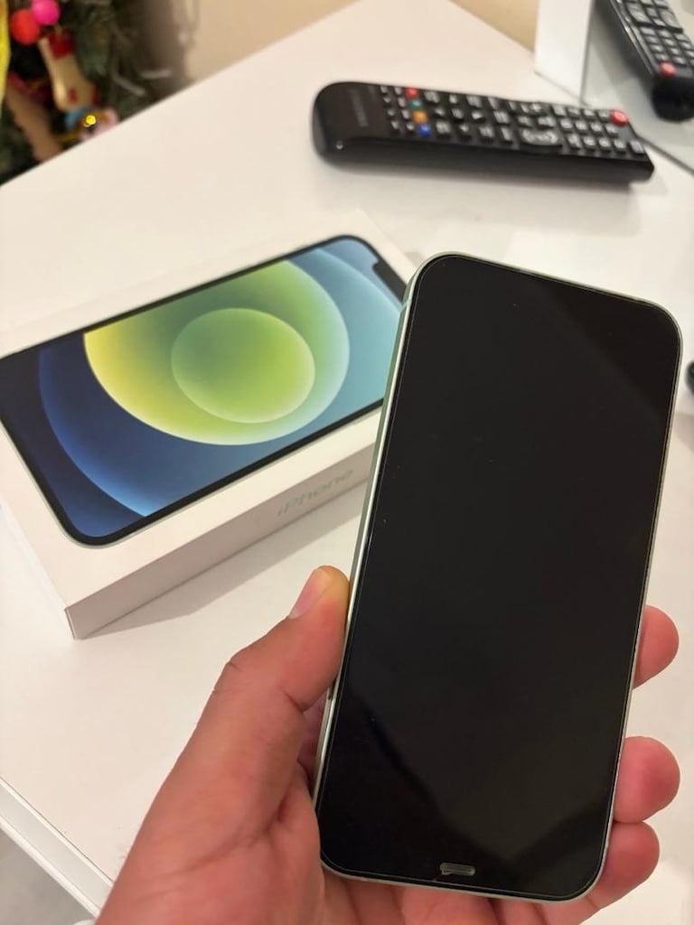 2.el tertemiz iPhone 12 128 GB cep telefonu - 4