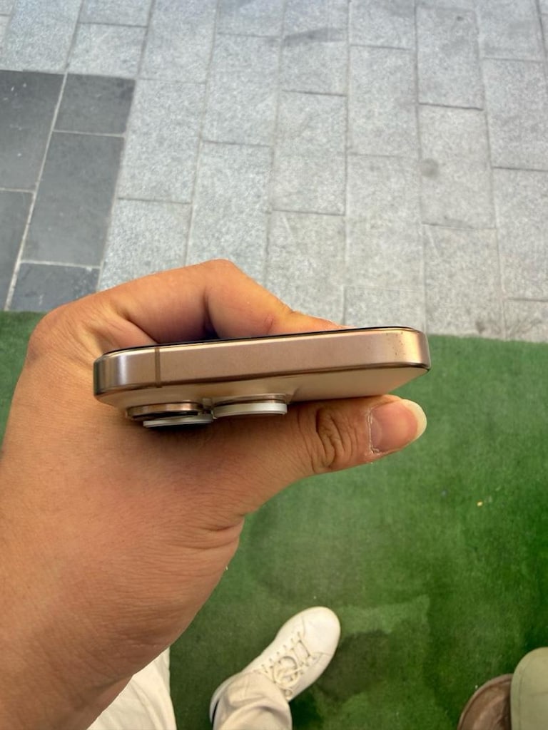 İPhone 16 Pro Yd - 5
