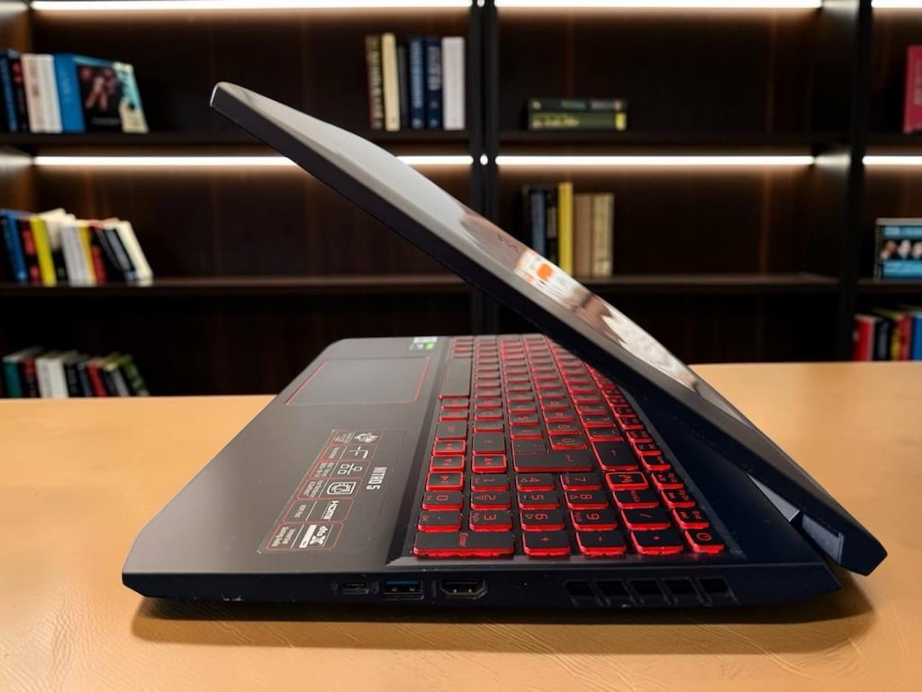 ACER NITRO 5 | GTX 1650 Ti 4GB | 16GB | 512GB SSD | 10/10 - 5