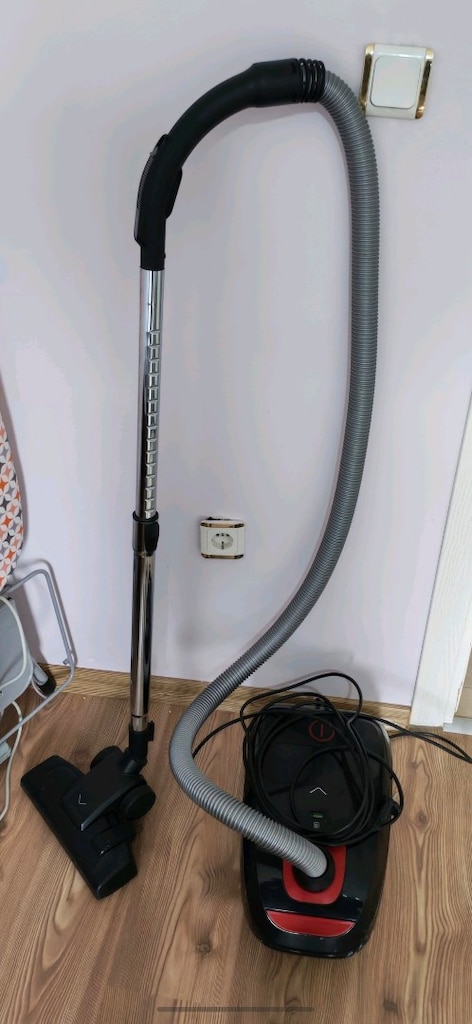 Elektrik Supurgesi Satılıktır.. - 2