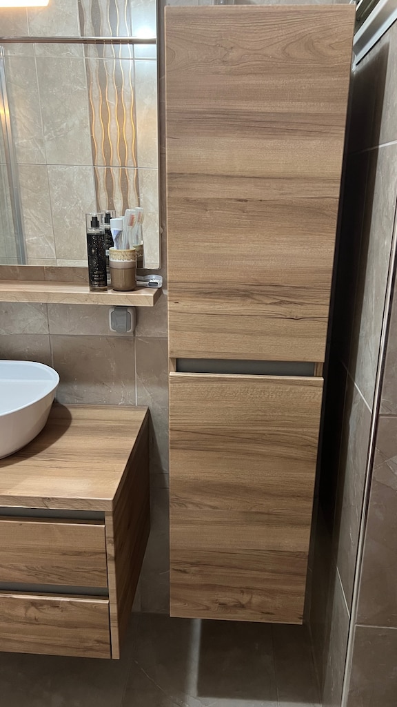Banyo Mobilya Takımı - 3
