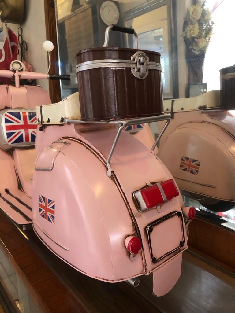Dekoratif Retro Metal Maket Vespa Scooter Motosiklet Biblo - 6
