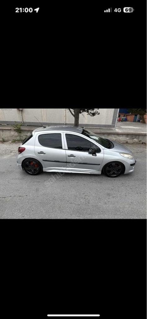 PEUGEOT 207 - 6