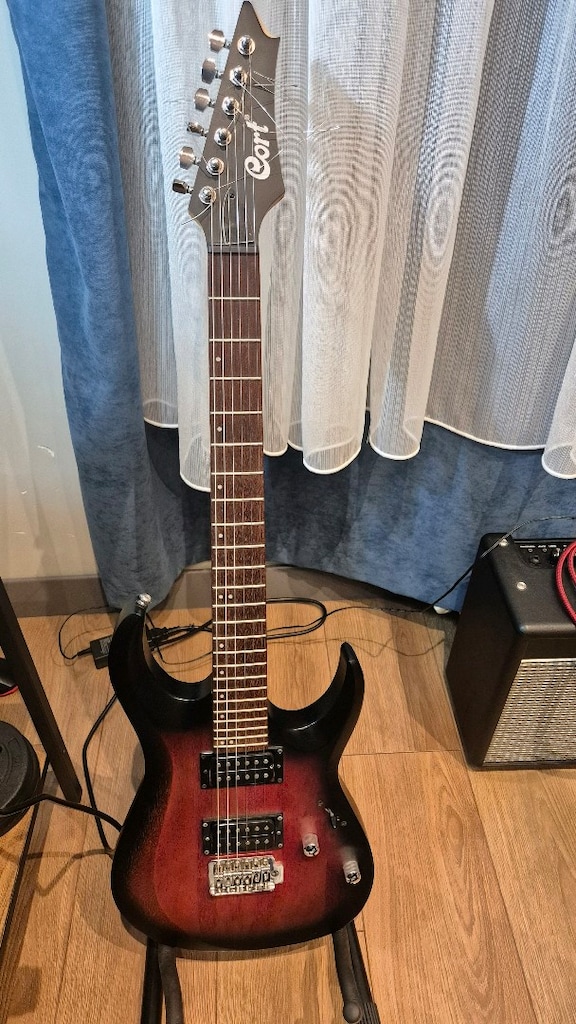 Cort X-100 - 2