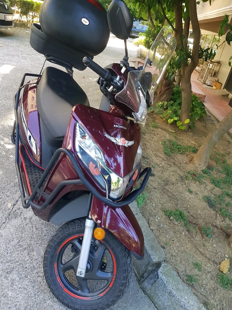 Honda activa 125
