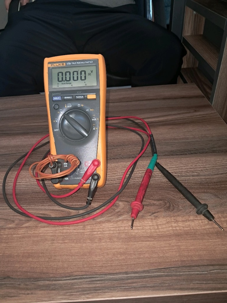 FLUKE 179 AVOMETRE ÖLÇÜ ALETİ