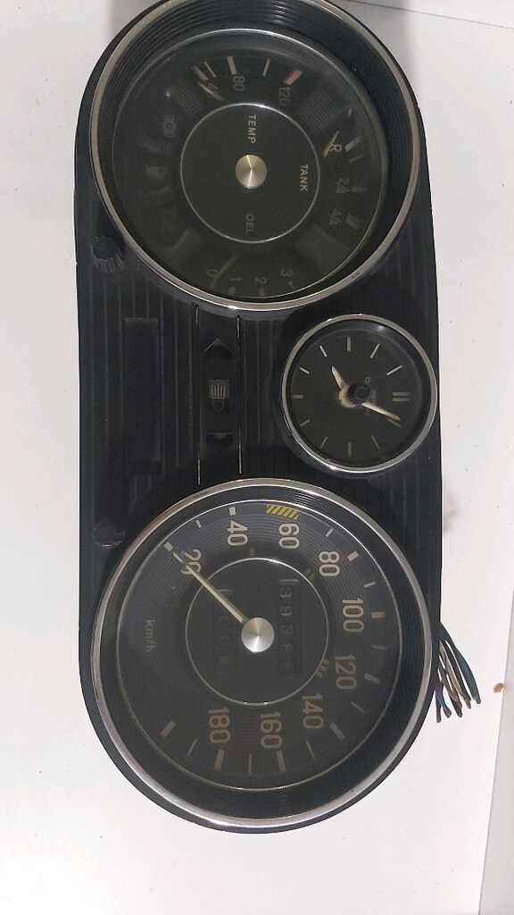 Mercedes E gösterge - 14