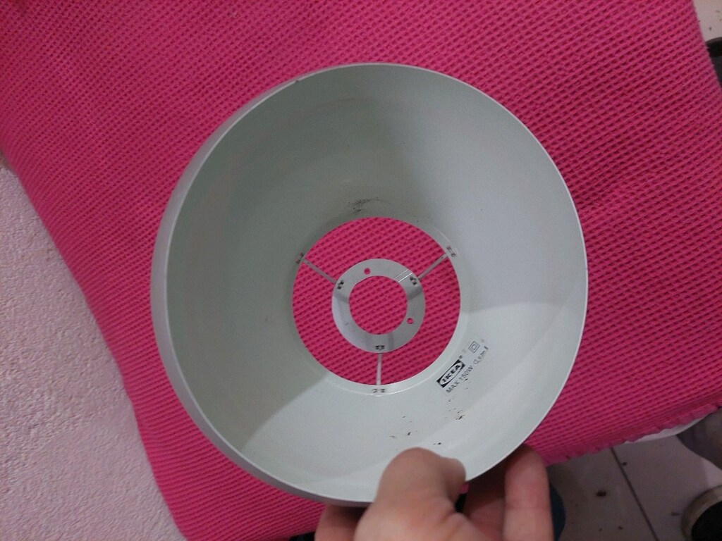 İkea lambader başlığı.Metaldir. Ufsk bir ezik var ama zararı yok - 4