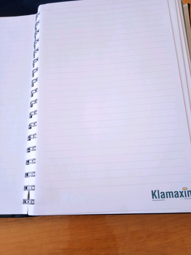Evrak Çantası ve Ofis Seti - 4