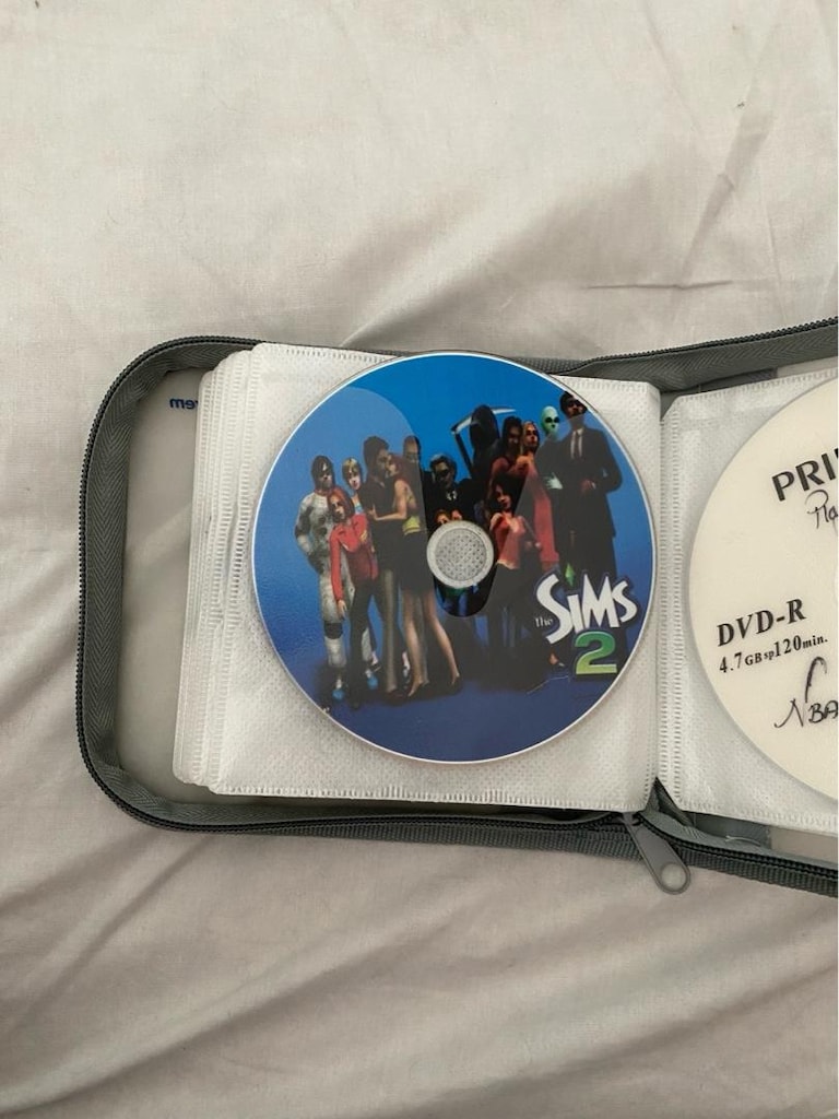 CD / DVD - 15