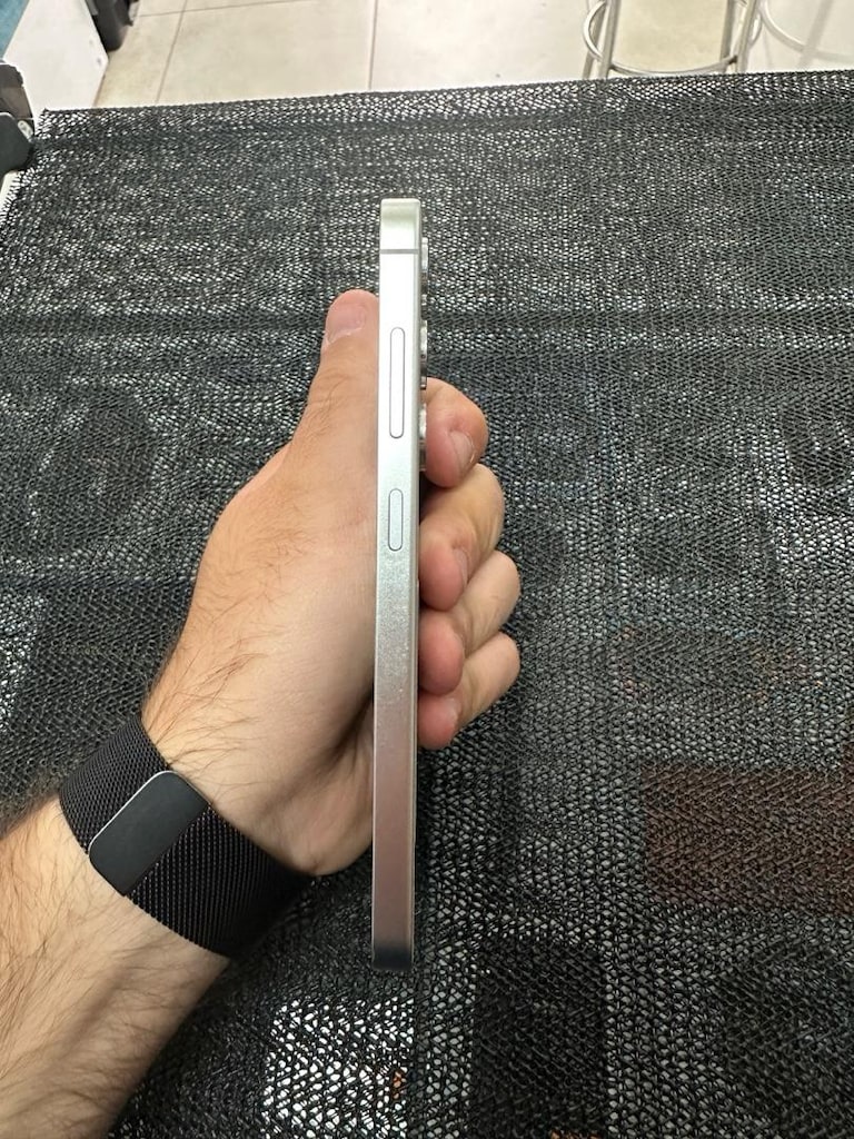 SAMSUNG S24 - 256 GB - 4