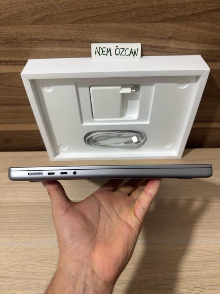 MacBook Pro / M1 Pro / 16 inç / 32 GB Ram / 512 GB Ssd - 5